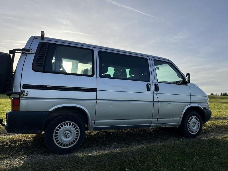 Gebraucht VW T4 102 PS (75 kW) 2002 Silber Van