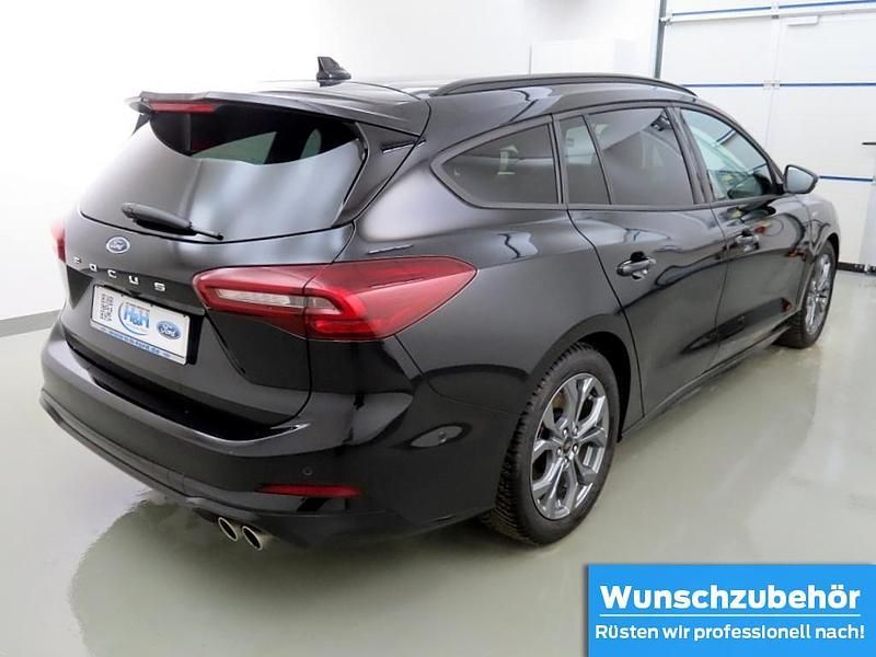 Używany Ford Focus ST-Line X 116 KM (85 kW) 2025 Czarny Kombi