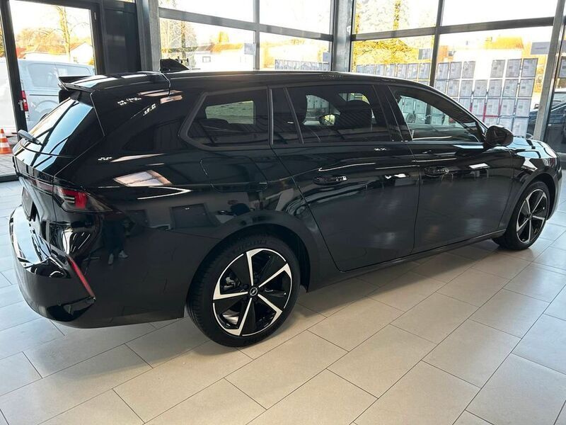 Gebraucht Opel Astra GS Line 131 PS (96 kW) 2024 Schwarz Kleinwagen