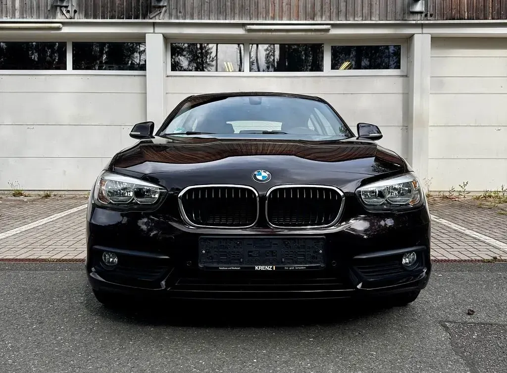 Gebraucht BMW 118 Advantage 136 PS (100 kW) 2018 Braun Kleinwagen