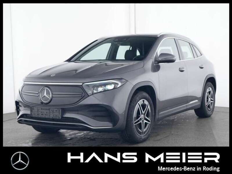 Lack mountaingrau Gebraucht 2023 Mercedes EQA300 AMG SUV | 29.490 € - Bild 1/4