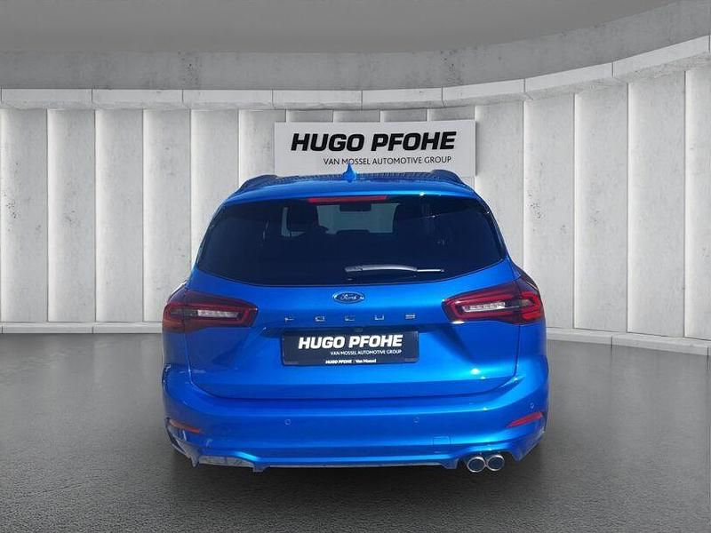 Gebraucht Ford Focus ST-Line X 155 PS (114 kW) 2024 Desert island blue metallic Kombi