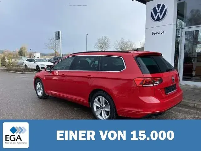 Gebraucht VW Passat Business 200 PS (147 kW) 2022 Rot Kombi