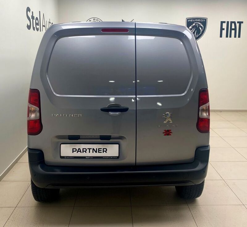 Neu Peugeot Partner 131 PS (96 kW) 2025 Grau Van / Kleinbus