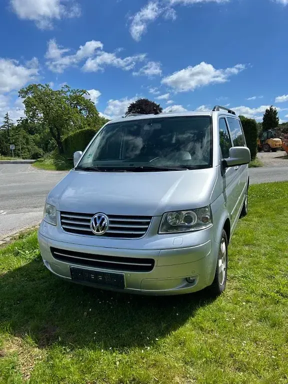 Gebraucht VW Multivan 174 PS (127 kW) 2008 Silber Van / Kleinbus