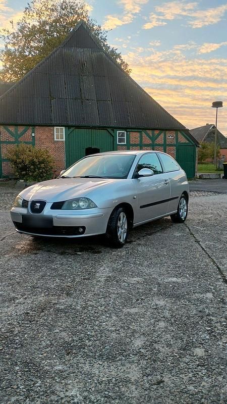 Gebraucht Seat Ibiza 75 PS (55 kW) 2003 Silber Kleinwagen