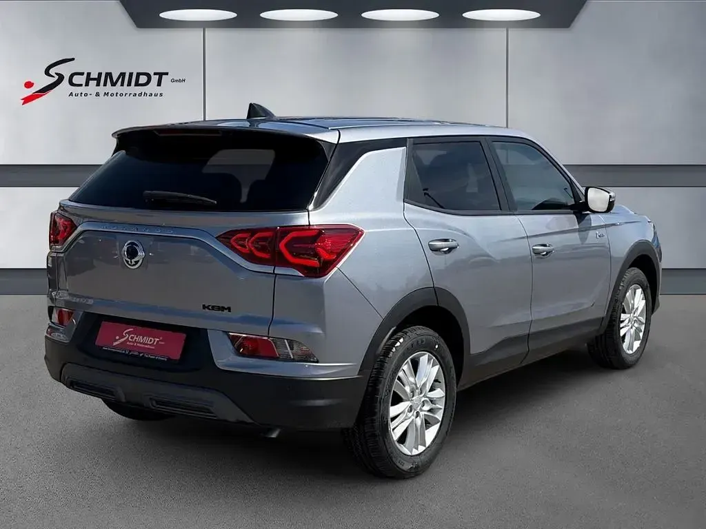 Neu KGM Korando 163 PS (119 kW) 2026 Grau SUV