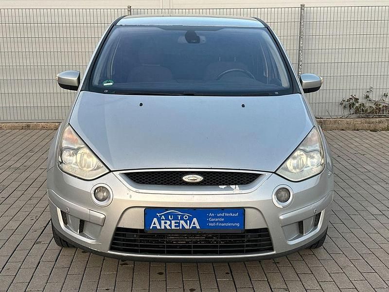 Gebraucht Ford S-MAX Titanium 140 PS (102 kW) 2006 Silber Van / Kleinbus