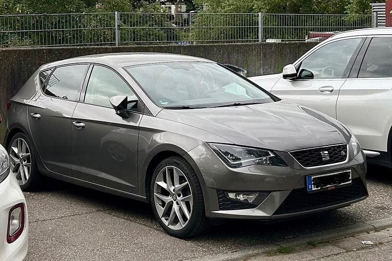 Gebraucht Seat Leon FR 150 PS (110 kW) 2016 Grau Limousine