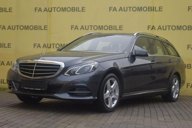 Grau Gebraucht 2013 Mercedes E250 Kombi | 11.500 € (Superpreis) - Bild 1/4
