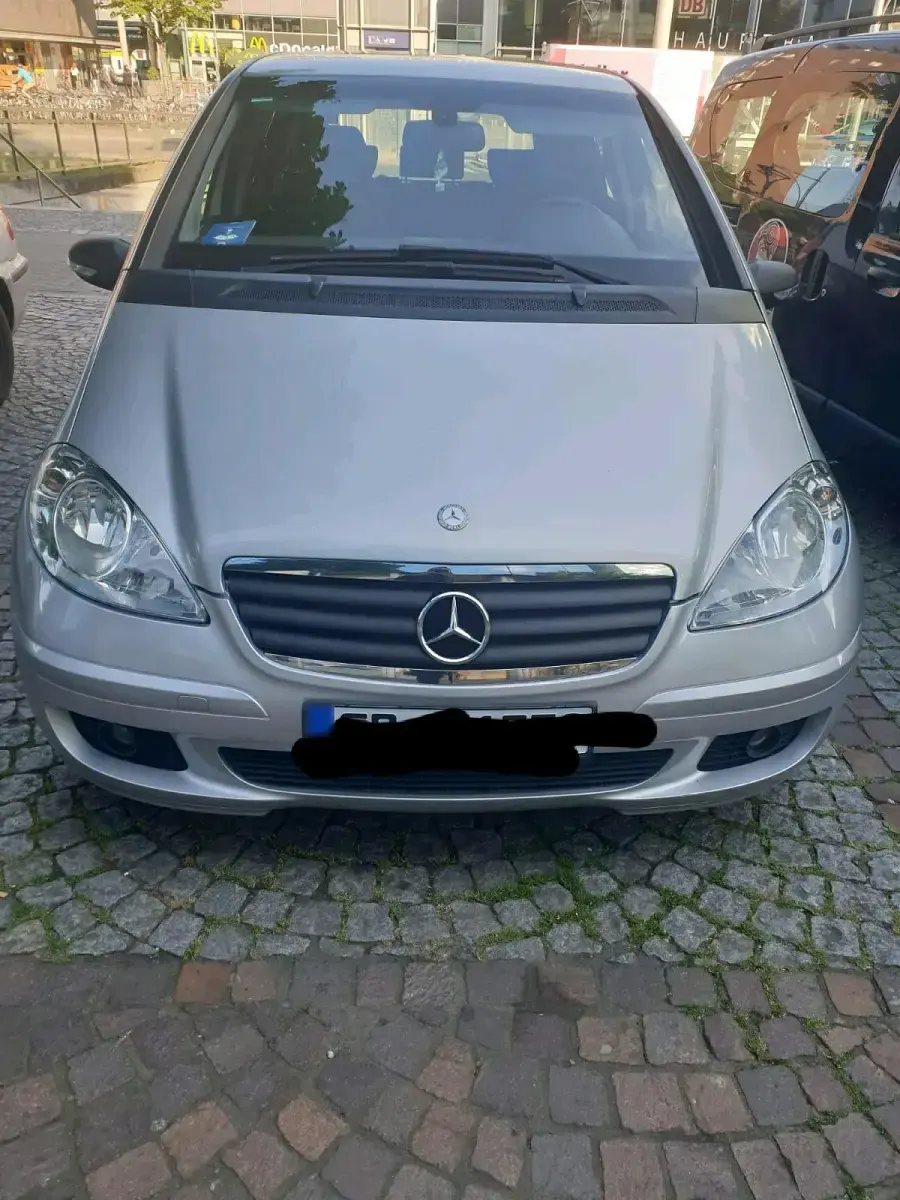 Gebraucht Mercedes A180 109 PS (80 kW) 2006 Silber Kleinwagen