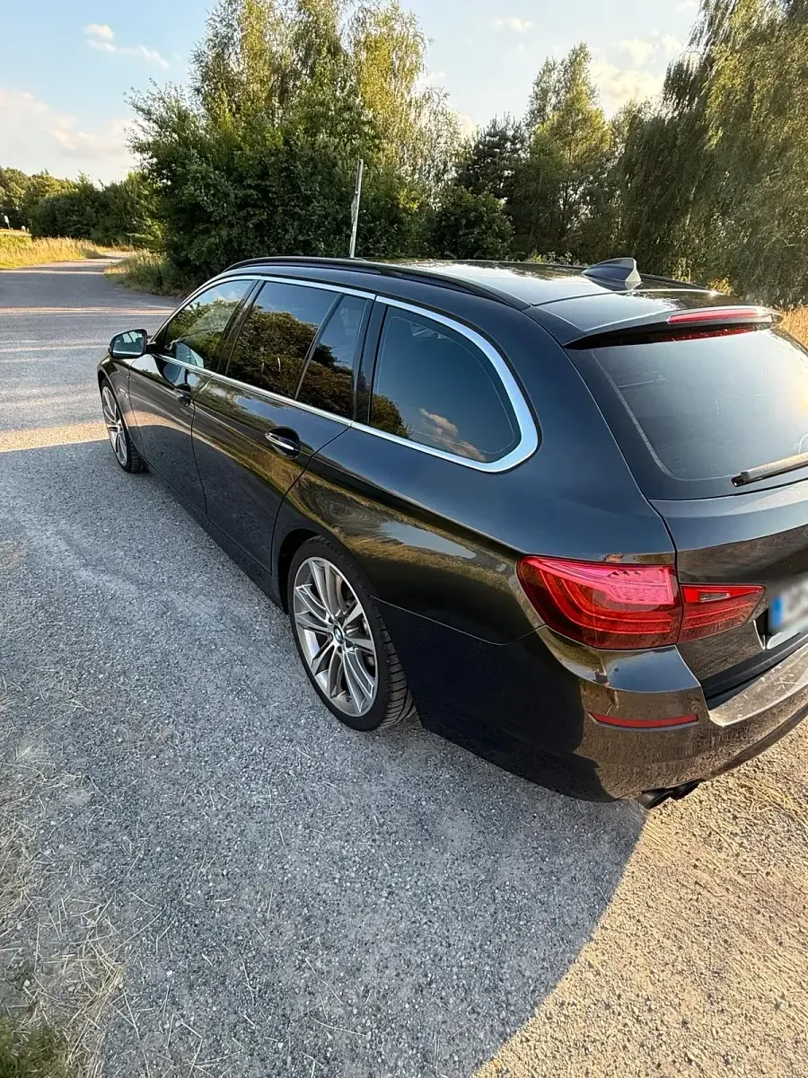 Gebraucht BMW 530 Luxury Line 258 PS (189 kW) 2014 Schwarz Kombi