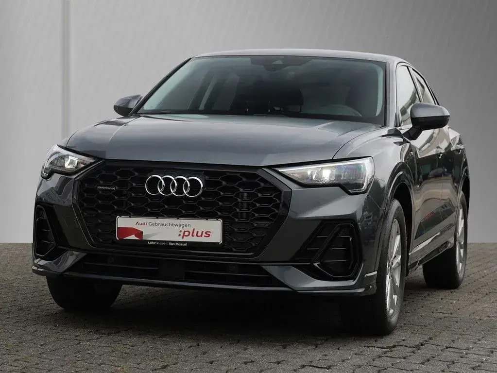 Gebraucht Audi Q3 Sportback S-Line 200 PS (147 kW) 2022 Daytonagrau perleffekt SUV