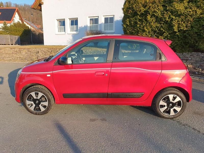 Gebraucht Renault Twingo LIMITED 69 PS (50 kW) 2018 Rot Kleinwagen