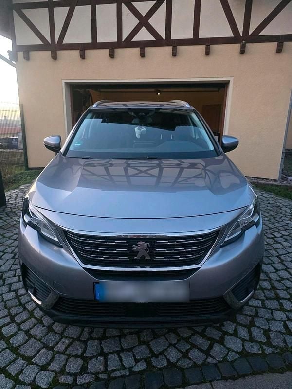 Gebraucht Peugeot 5008 2018 Silber SUV