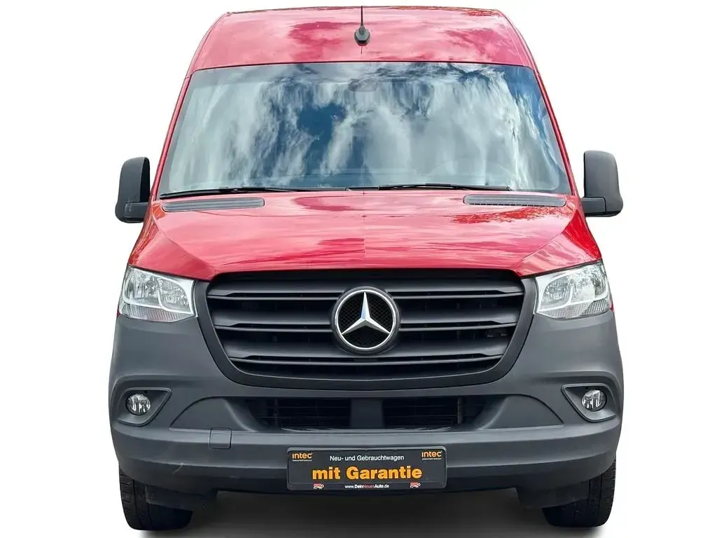 Gebraucht Mercedes Sprinter 170 PS (125 kW) 2021 Rot Van