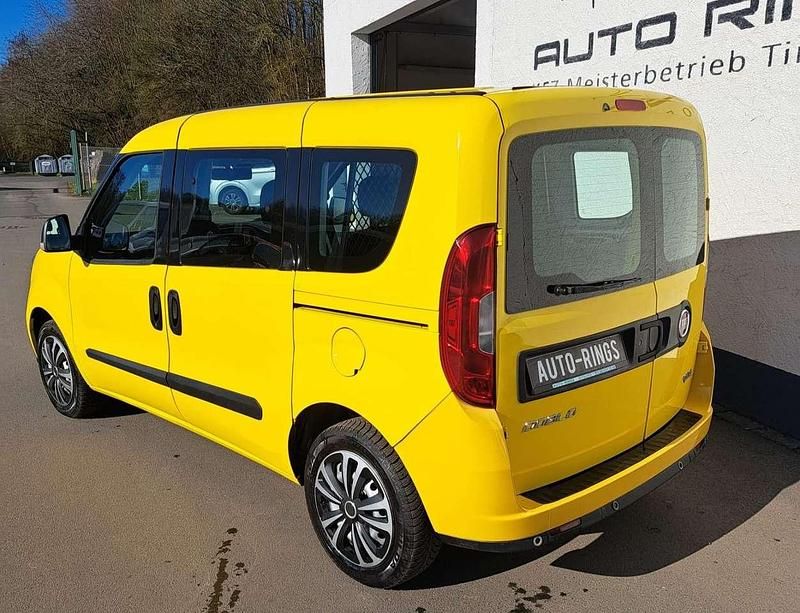 Gebraucht Fiat Doblò 120 PS (88 kW) 2017 Other Van / Kleinbus
