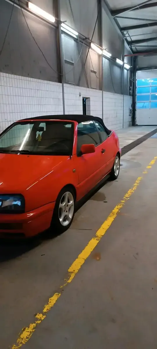 Gebraucht VW Golf Cabriolet 75 PS (55 kW) 1997 Rot Cabrio