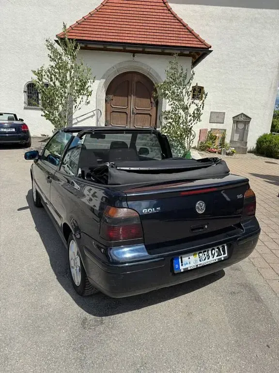 Gebraucht VW Golf 116 PS (85 kW) 2001 Schwarz Cabrio