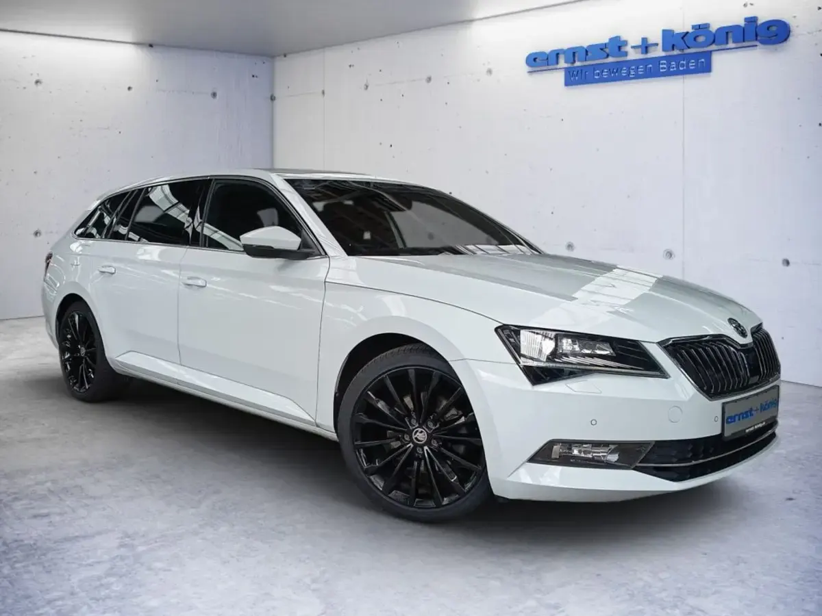 Gebraucht Skoda Superb LAURIN & KLEMENT 2018 Kombi
