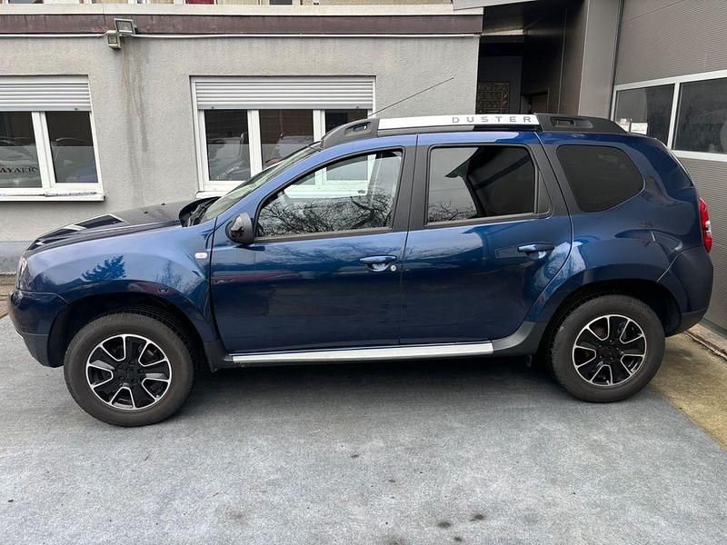 Gebraucht Dacia Duster Black Shadow 125 PS (91 kW) 2017 Blau SUV