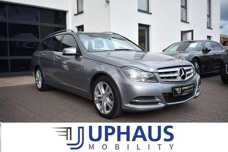 Silber Gebraucht 2014 Mercedes C180 Avantgarde Kombi | 8.990 € (Guter Preis) - Bild 1/4
