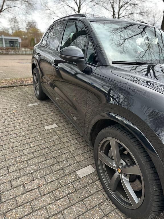 Gebraucht Porsche Cayenne 441 PS (324 kW) 2017 Schwarz SUV