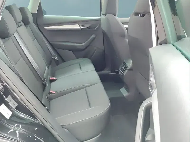 Neu Skoda Karoq 150 PS (110 kW) 2026 Schwarz SUV
