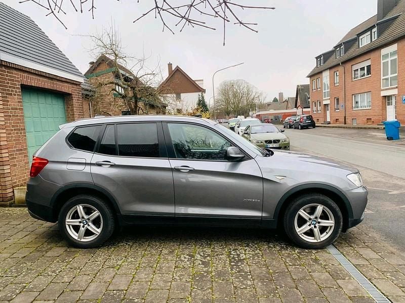 Gebraucht BMW X3 Sport Line 258 PS (189 kW) 2012 Grau SUV