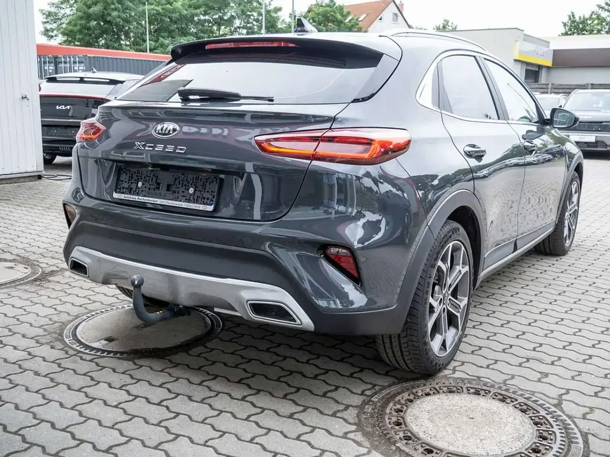 Gebraucht Kia XCeed Vision 160 PS (117 kW) 2021 Grau SUV