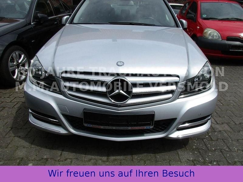 Gebraucht Mercedes C180 Avantgarde 156 PS (114 kW) 2012 Silber Limousine