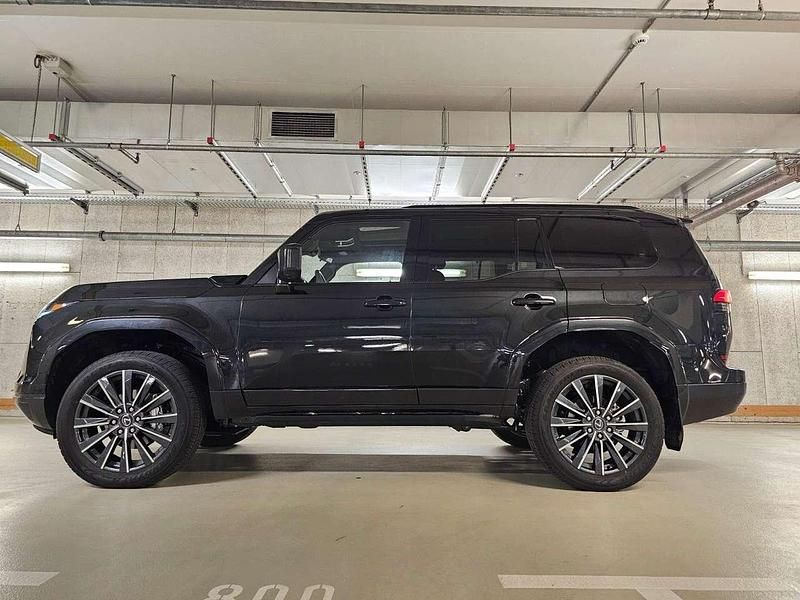Neu Lexus GX550 354 PS (260 kW) 2026 Diamond black metallic SUV