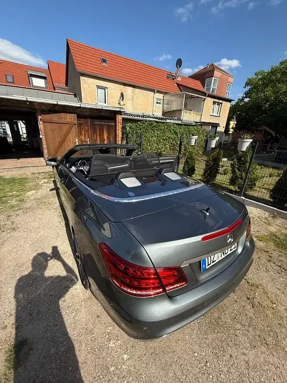 Gebraucht Mercedes E320 272 PS (200 kW) 2016 Grau Cabrio