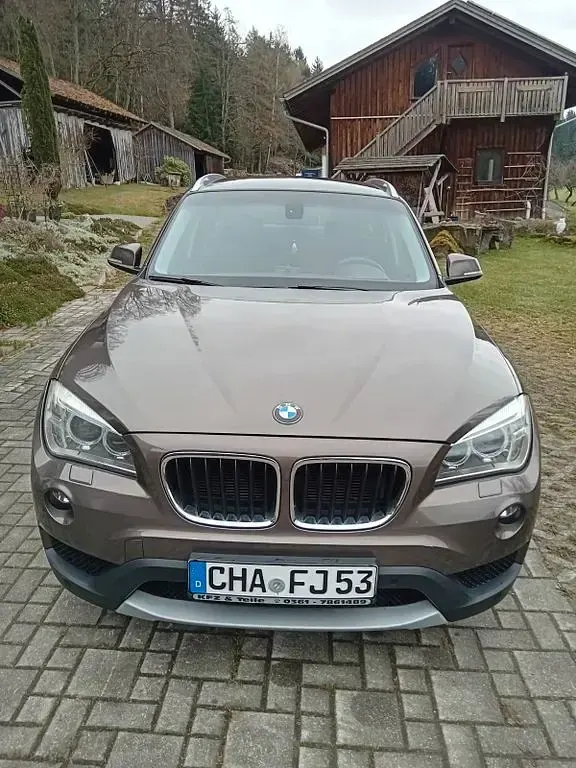 Second-hand BMW X1 184 CP (135 kW) 2012 Maro SUV