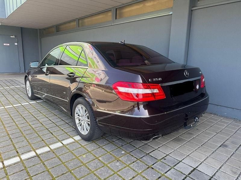 Gebraucht Mercedes E350 231 PS (169 kW) 2009 Braun Limousine