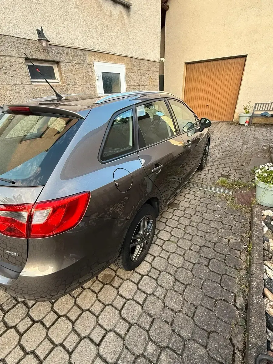 Gebraucht Seat Ibiza ST Style 105 PS (77 kW) 2014 Grau Kombi