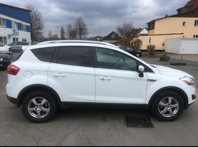 Weiß Gebraucht 2012 Ford Kuga S SUV | 7.500 € - Bild 1/4