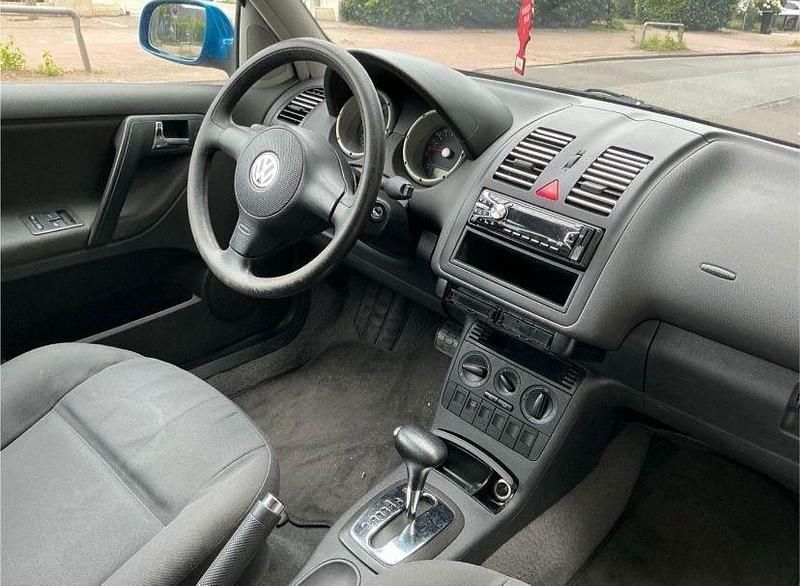 Gebraucht VW Polo 60 PS (44 kW) 2000 Blau Kleinwagen
