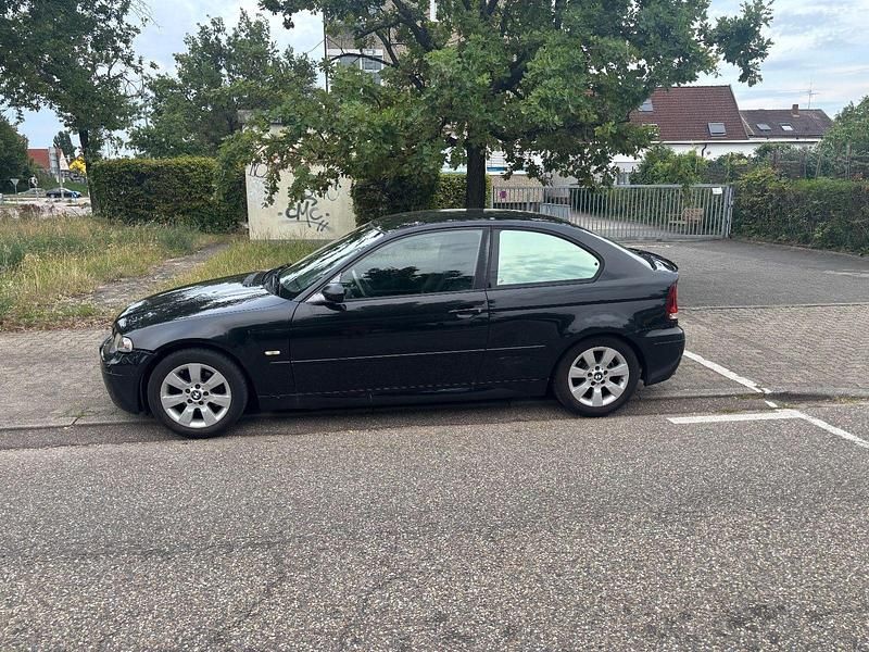Gebraucht BMW 316 Lifestyle 116 PS (85 kW) 2004 Schwarz Coupé
