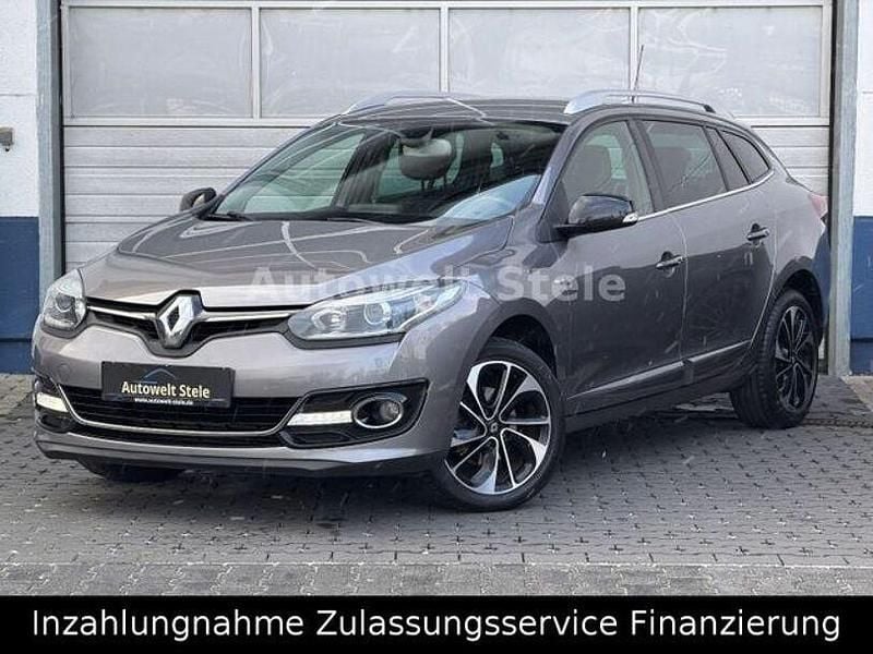 Grau Gebraucht 2014 Renault Mégane III Bose Edition Limousine | 6.500 € (Fairer Preis) - Bild 1/4