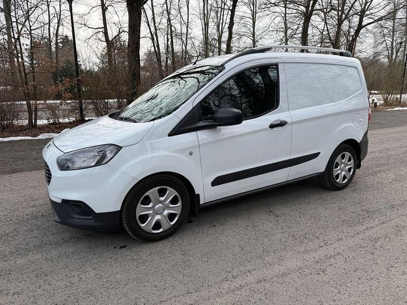 Gebraucht Ford Transit 75 PS (55 kW) 2023 Weiß Van / Kleinbus