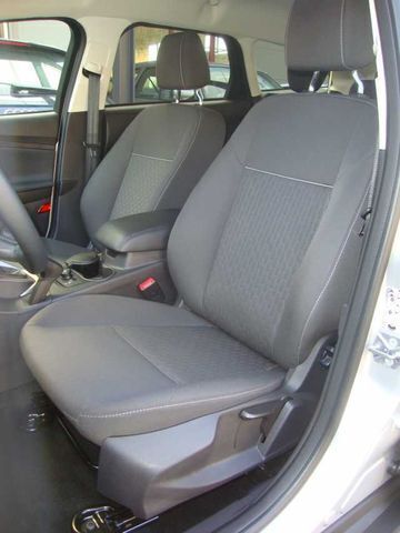 Gebraucht Ford Focus 116 PS (85 kW) 2014 Silber metallic Kombi