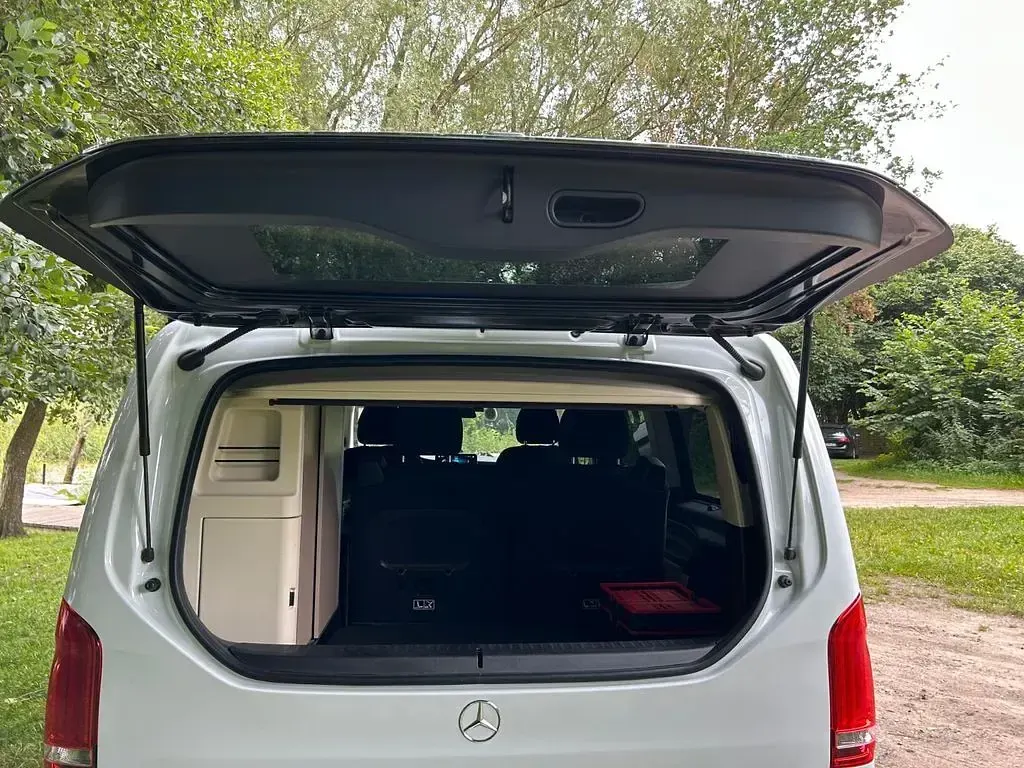 Gebraucht Mercedes V300 Marco Polo 239 PS (175 kW) 2021 Weiß Van / Kleinbus