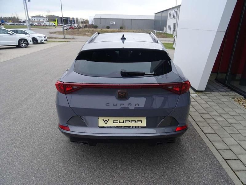 Neu Cupra Formentor 150 PS (110 kW) 2025 Graphene grau SUV