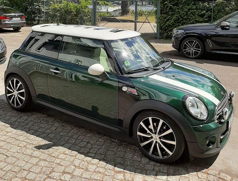 Grün Gebraucht 2011 Mini Cooper Kleinwagen | 7.499 € (Fairer Preis) - Bild 1/4