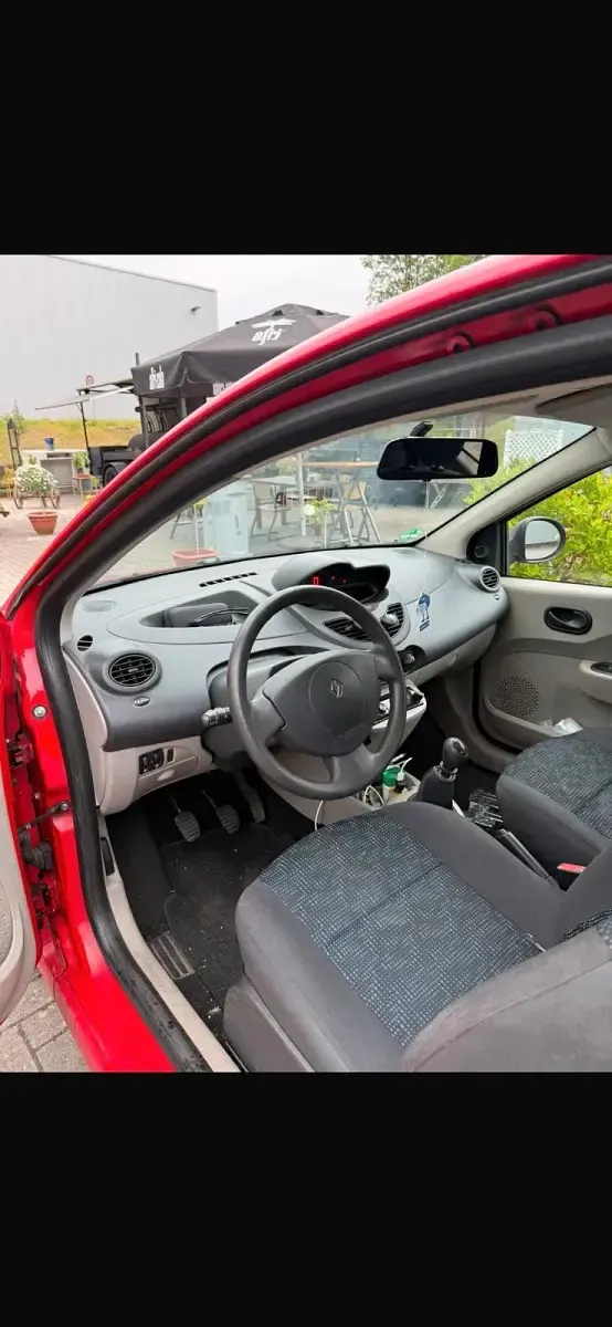 Gebraucht Renault Twingo 84 PS (61 kW) 2009 Rot Kleinwagen