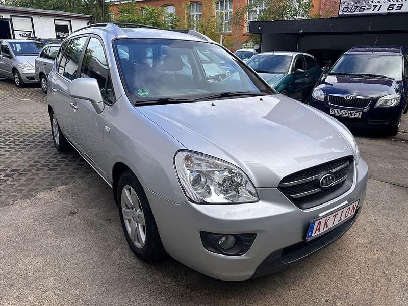 Silber Gebraucht 2008 Kia Carens 2 Van / Kleinbus | 2.390 € (Fairer Preis) - Bild 1/4