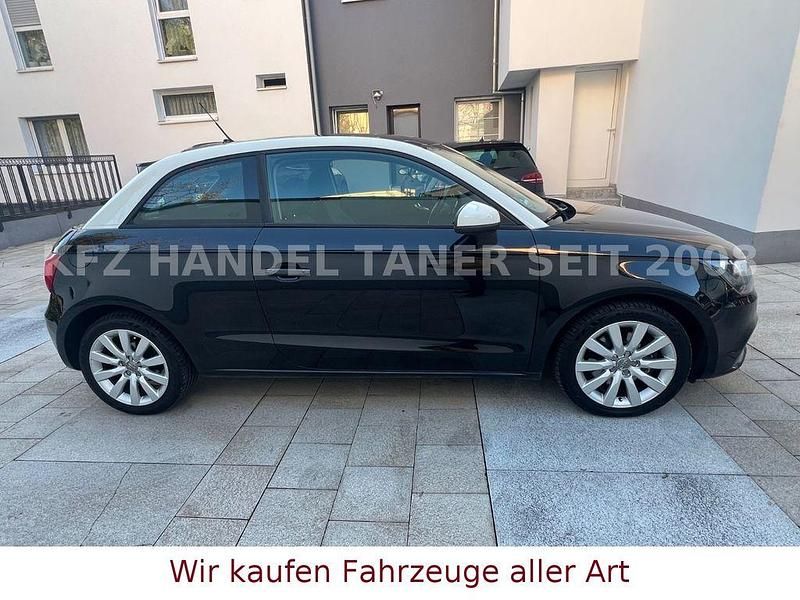 Gebraucht Audi A1 Attraction 122 PS (89 kW) 2012 Schwarz Kleinwagen