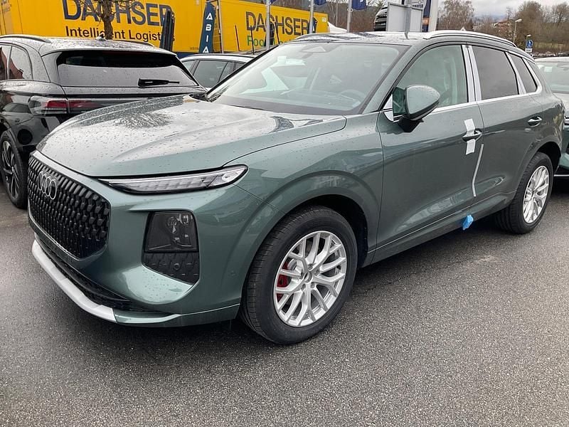 Neu Audi Q3 204 PS (150 kW) 2026 Salbeigrün metallic SUV