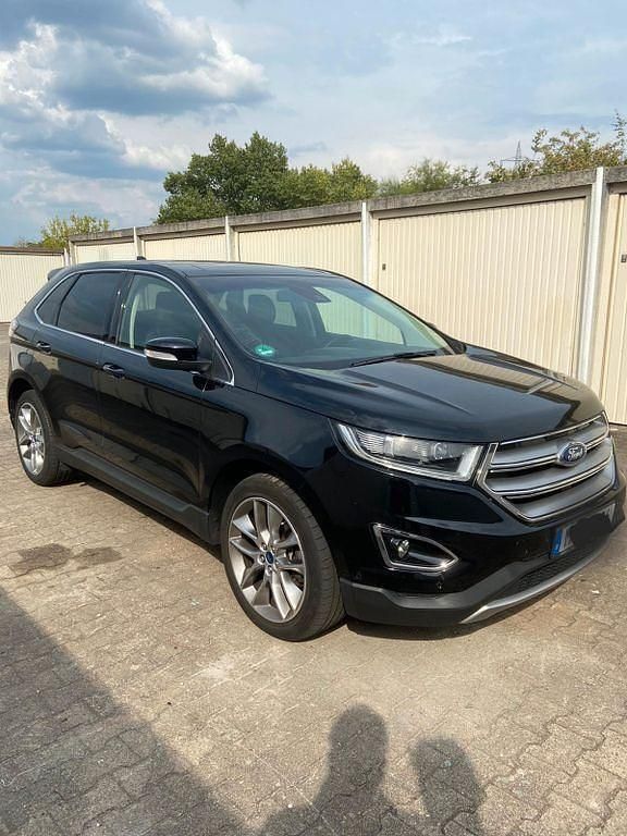 Gebraucht Ford Edge Titanium 210 PS (154 kW) 2016 Schwarz SUV